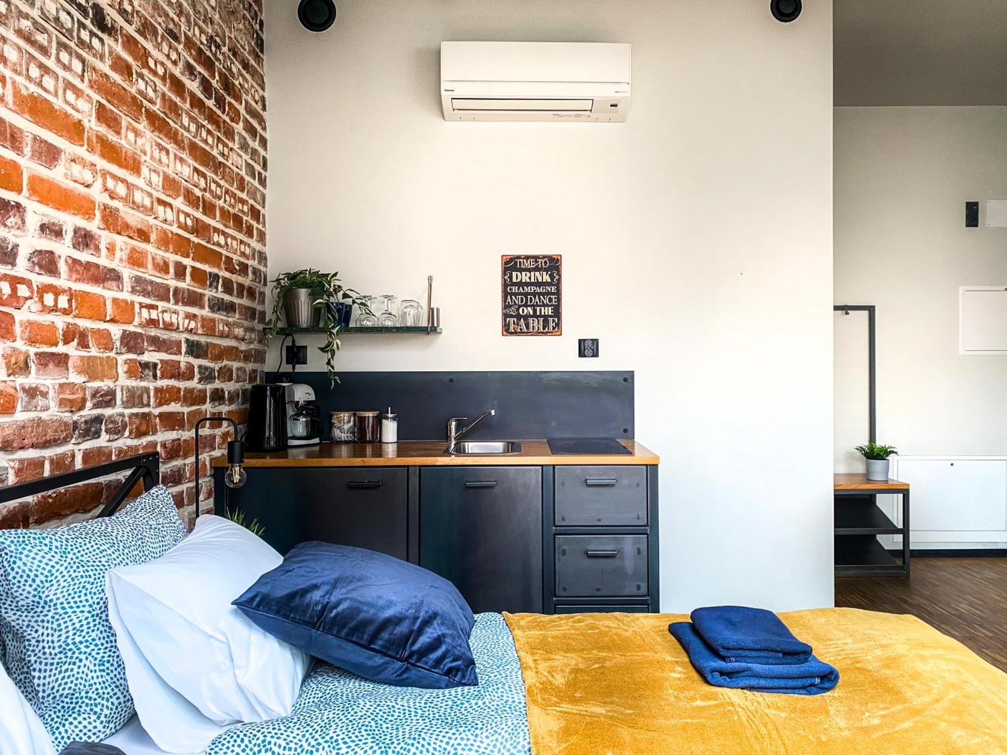 Cozy Apartment With Ac For Couples - Old Town Cracovia Esterno foto